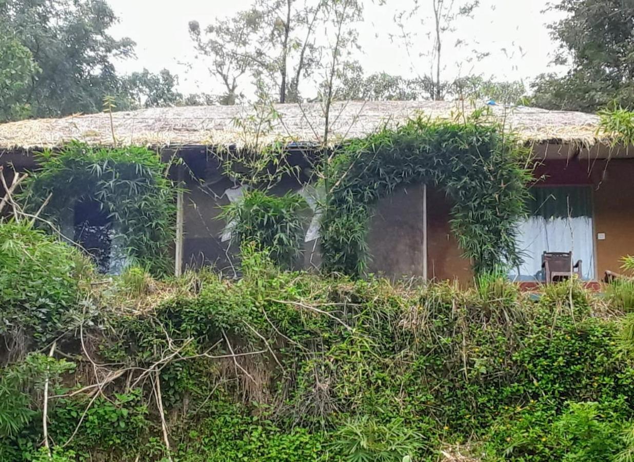 Koomankolly Resort Thirunelly Exterior foto